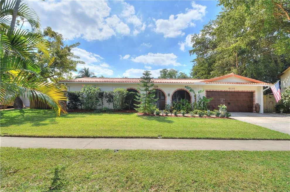 Unit for sale at 4110 Lake Drive, Coconut Creek, FL 33066