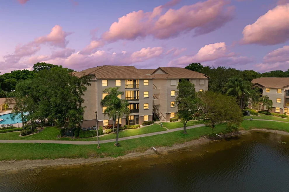 Unit for sale at 4300 NW 30th Street, Coconut Creek, FL 33066