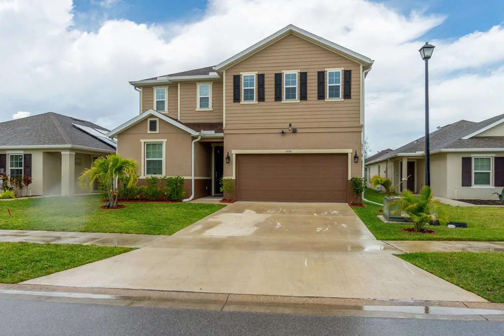 Unit for sale at 5930 NW Pine Trail Circle, Port St Lucie, FL 34983