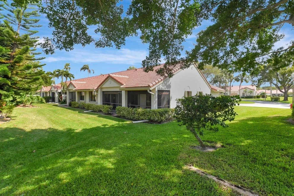 Unit for sale at 5943 Parkwalk Circle W, Boynton Beach, FL 33472