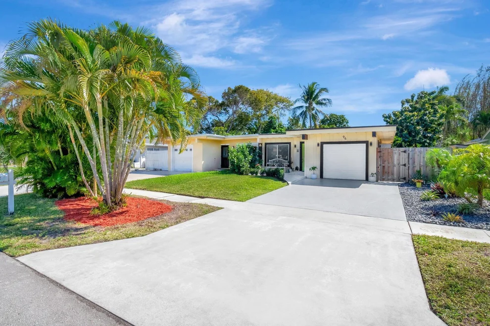 Unit for sale at 94 Palamino Circle, Boca Raton, FL 33487