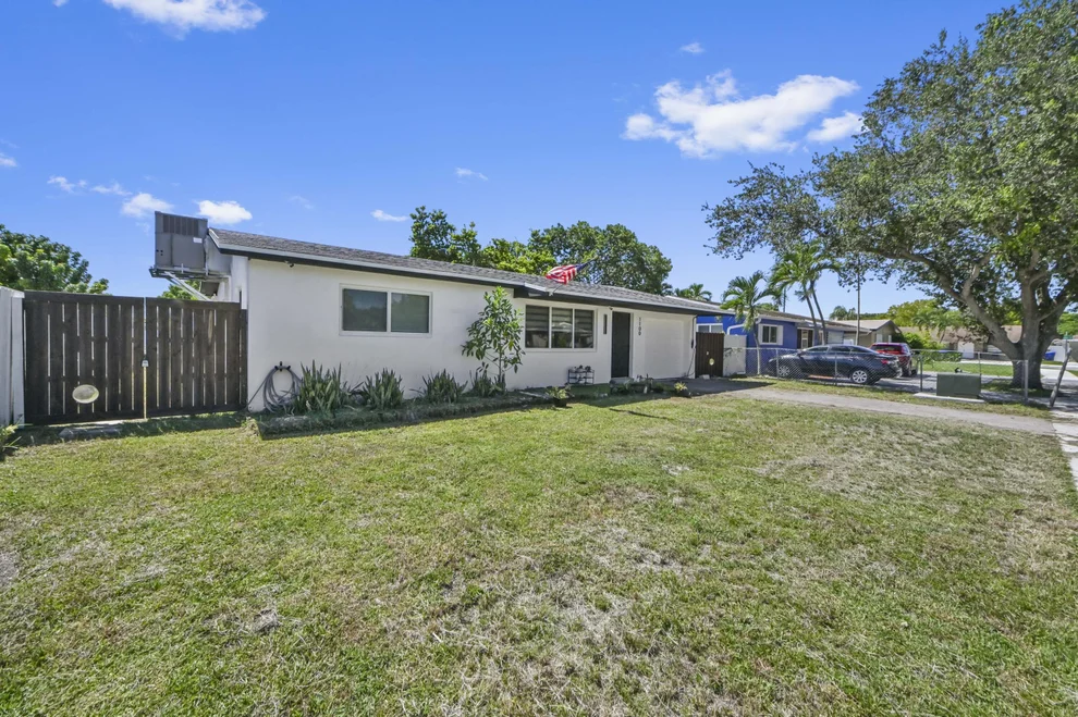 Unit for sale at 1100 N 57TH Terrace, Hollywood, FL 33021