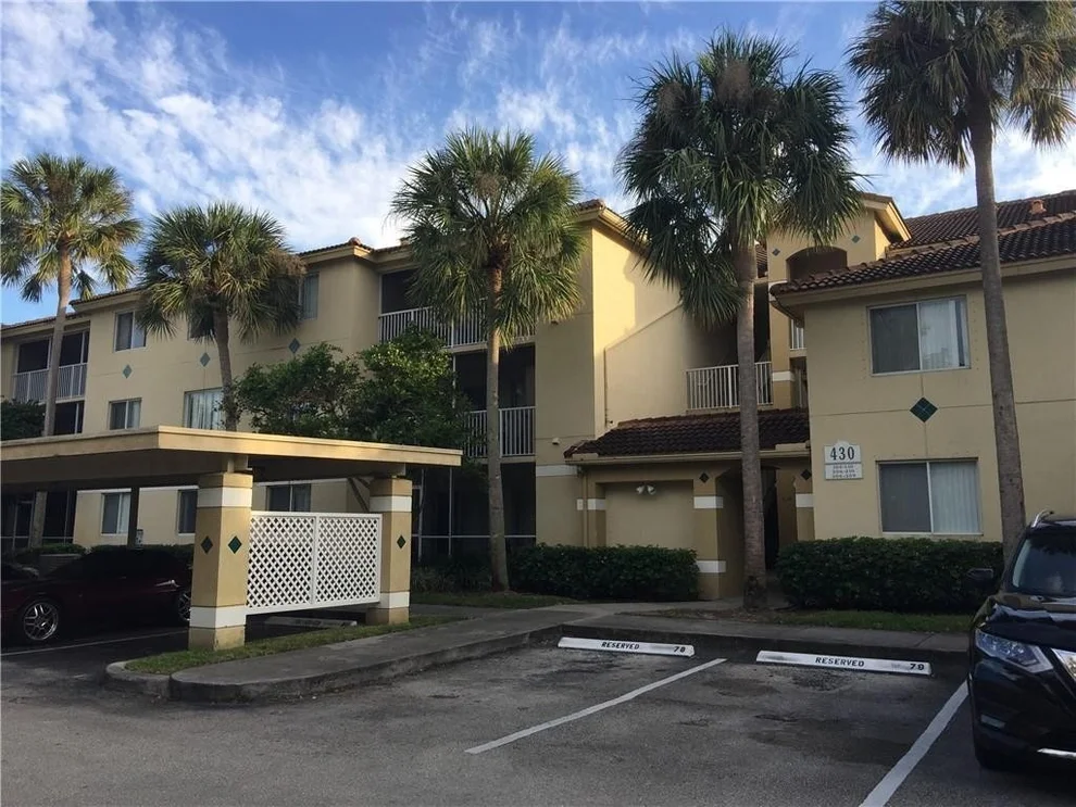 Unit for sale at 430 S Park Road, Hollywood, FL 33021