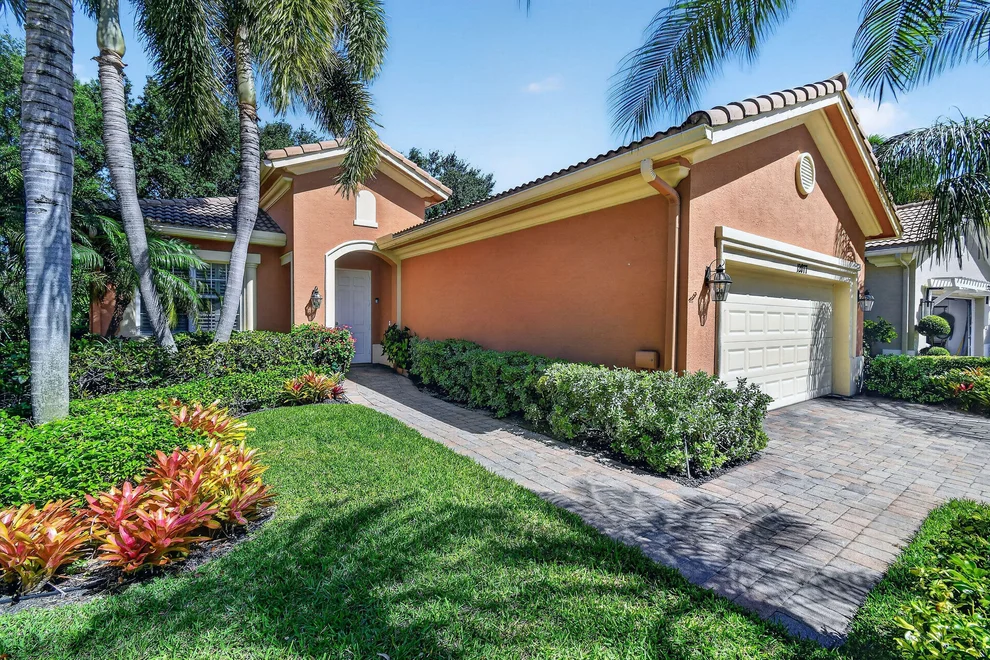 Unit for sale at 12077 Aviles Circle, Palm Beach Gardens, FL 33418