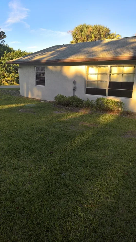 Unit for sale at 3107 SE Birch Avenue, Stuart, FL 34997