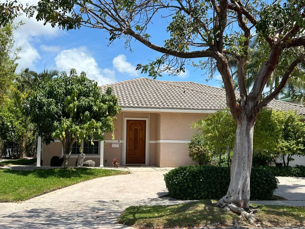 Unit for sale at 321 SE 10th Street, Pompano Beach, FL 33060