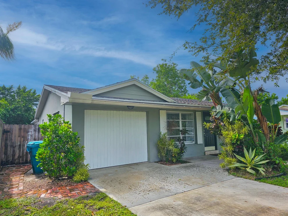 Unit for sale at 711 NW 7th Street, Boynton Beach, FL 33426