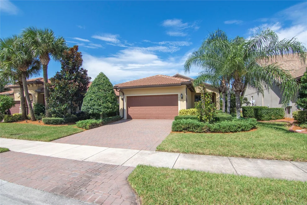 Unit for sale at 193 SE Courances Drive, Port St Lucie, FL 34984