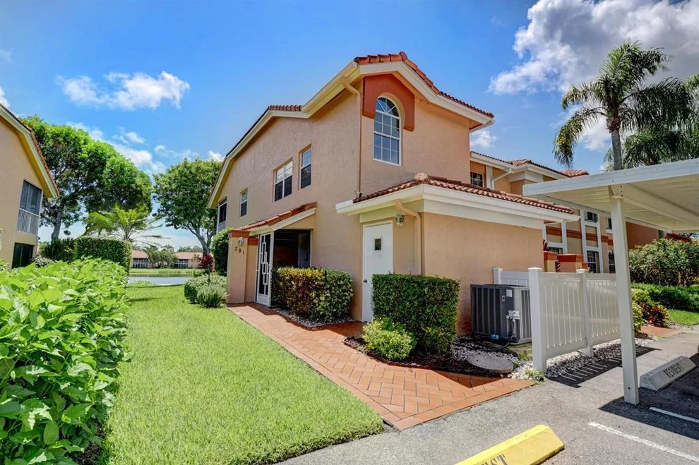 Unit for sale at 9969 Harbour Lake Circle, Boynton Beach, FL 33437