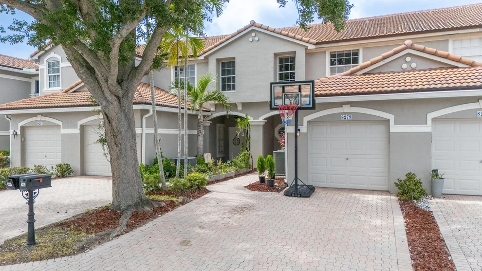 Unit for sale at 8279 Via Leonessa Drive, Boca Raton, FL 33433