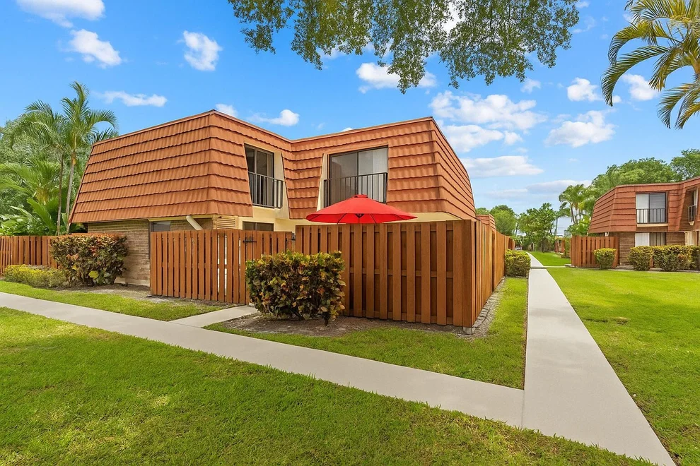 Unit for sale at 3103 Spanish Wells Drive, Delray Beach, FL 33445