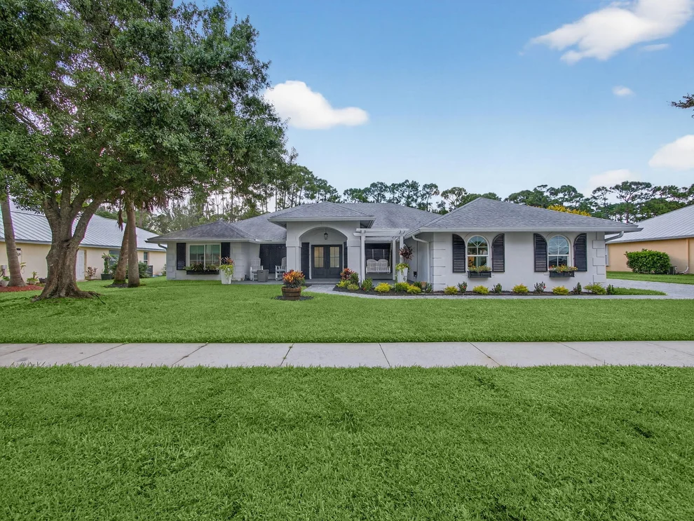 Unit for sale at 8025 SW Yachtsmans Drive, Stuart, FL 34997