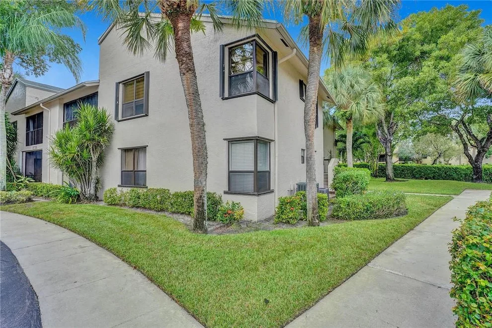 Unit for sale at 3285 NW 47th Avenue, Coconut Creek, FL 33063