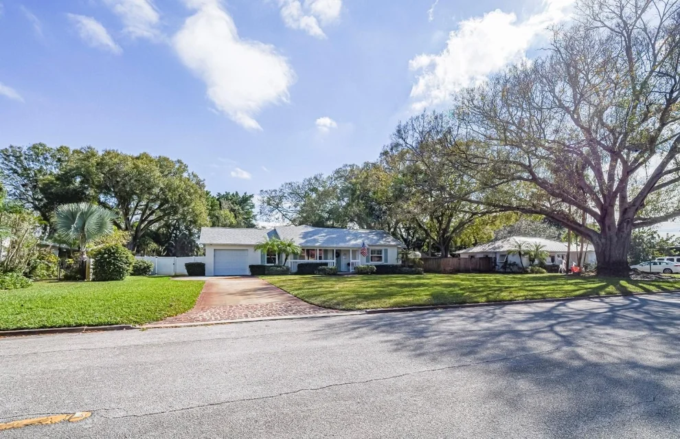 Unit for sale at 2180 Seville Avenue, Vero Beach, FL 32960