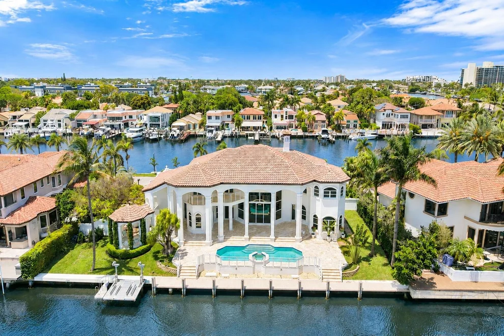 Unit for sale at 890 Lilac Drive, Boca Raton, FL 33487
