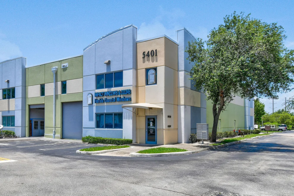 Unit for sale at 5401 N Haverhill Road, West Palm Beach, FL 33407