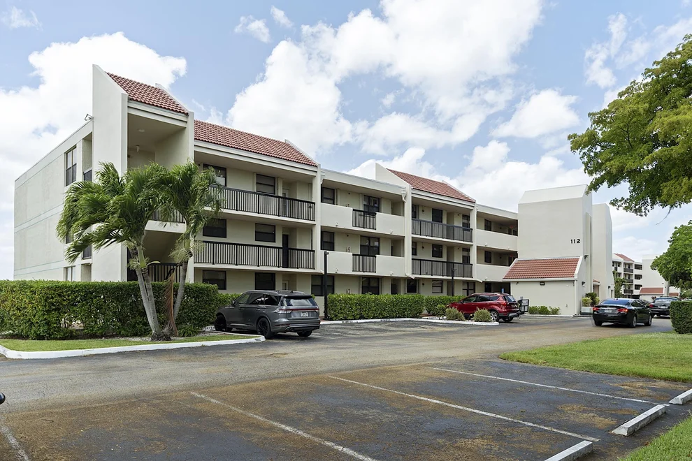 Unit for sale at 112 LAKE EMERALD Drive, Oakland Park, FL 33309