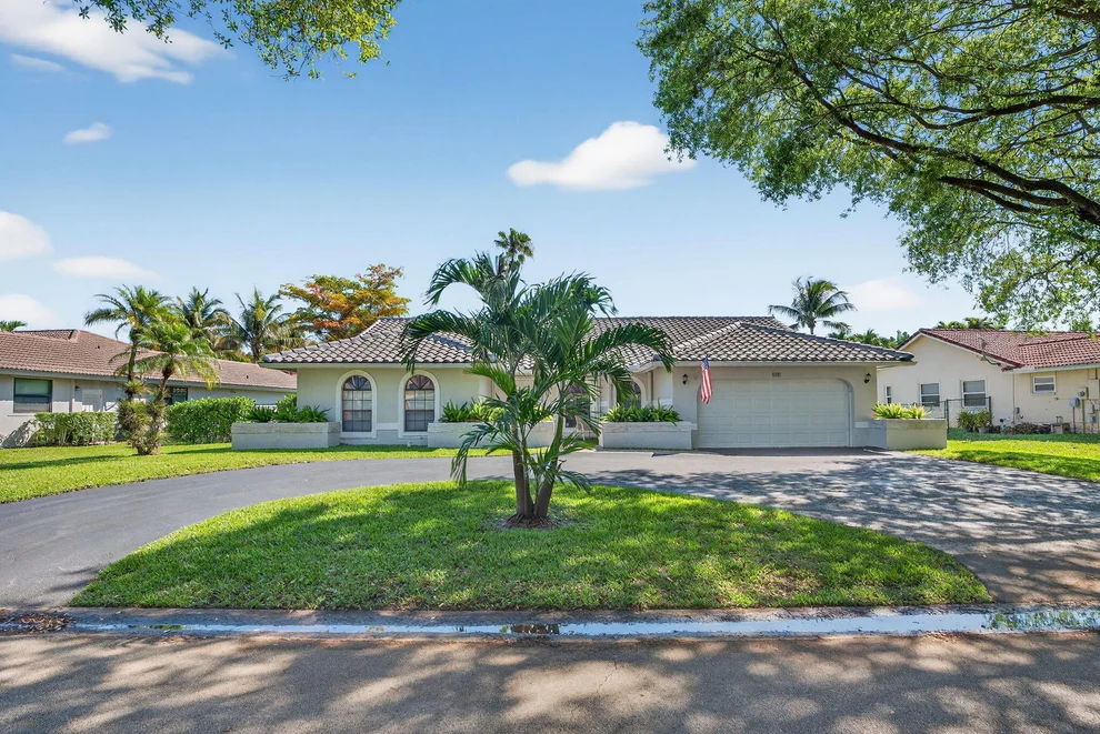 Unit for sale at 5111 NW 85th Road, Coral Springs, FL 33067