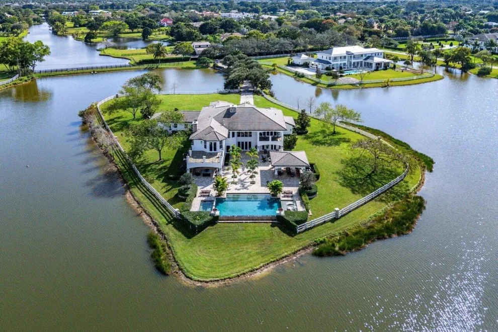 Unit for sale at 10527 El Paraiso Place, Delray Beach, FL 33446