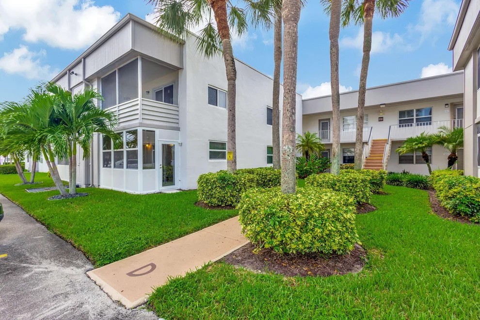 Unit for sale at 161 Normandy Lane, Delray Beach, FL 33484
