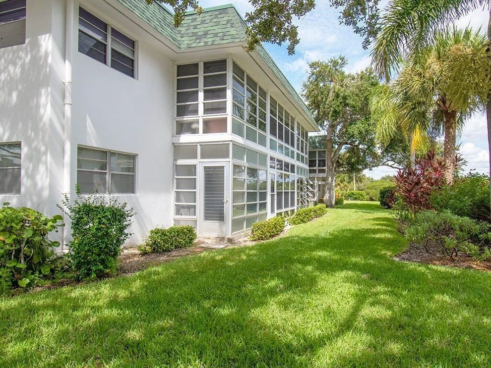 Unit for sale at 2800 Indian River Boulevard, Vero Beach, FL 32960