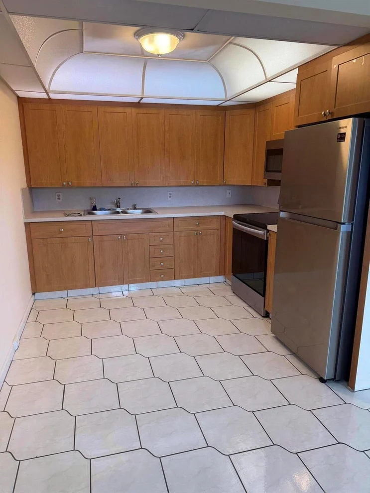 Unit for sale at 2017 Newcastle A, Boca Raton, FL 33434