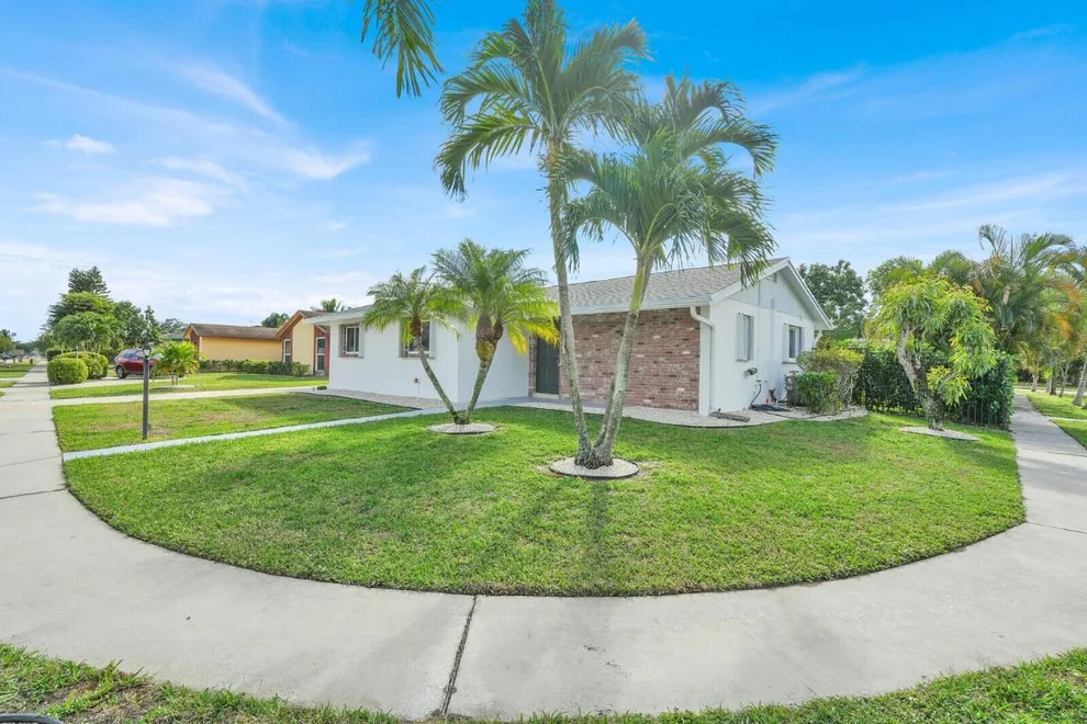 Unit for sale at 6524 Sleepy Willow Way, Delray Beach, FL 33484