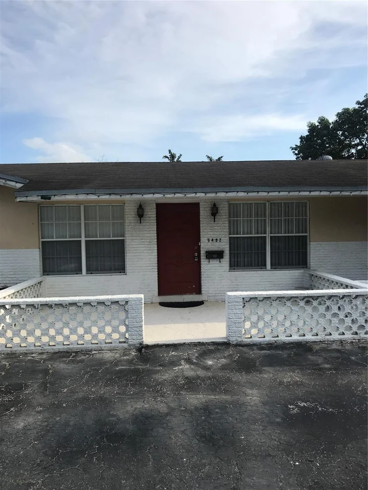 Unit for sale at 5402 SW 1 Court, Plantation, FL 33317