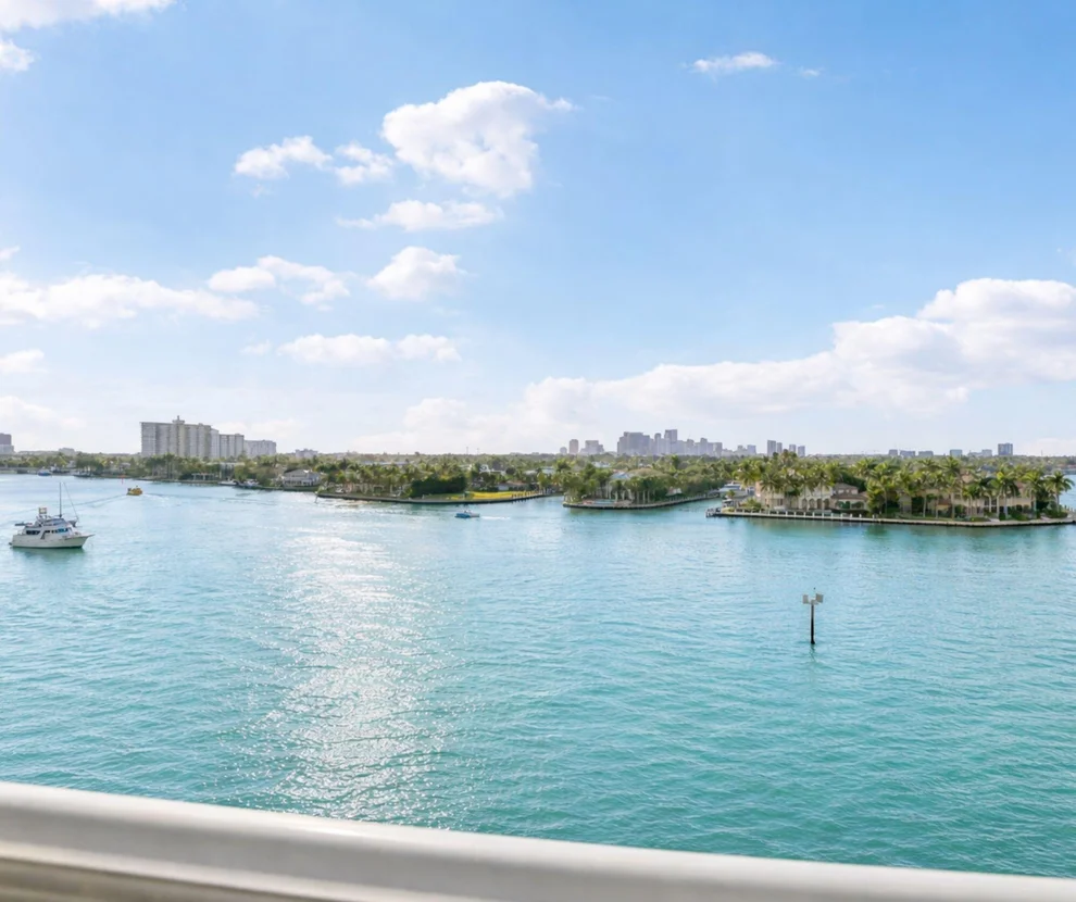 Unit for sale at 301 N Birch Road, Fort Lauderdale, FL 33304