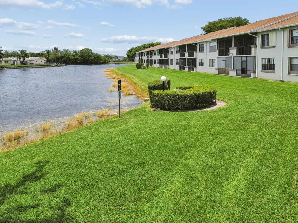 Unit for sale at 9740 W Mcnab Road, Tamarac, FL 33321