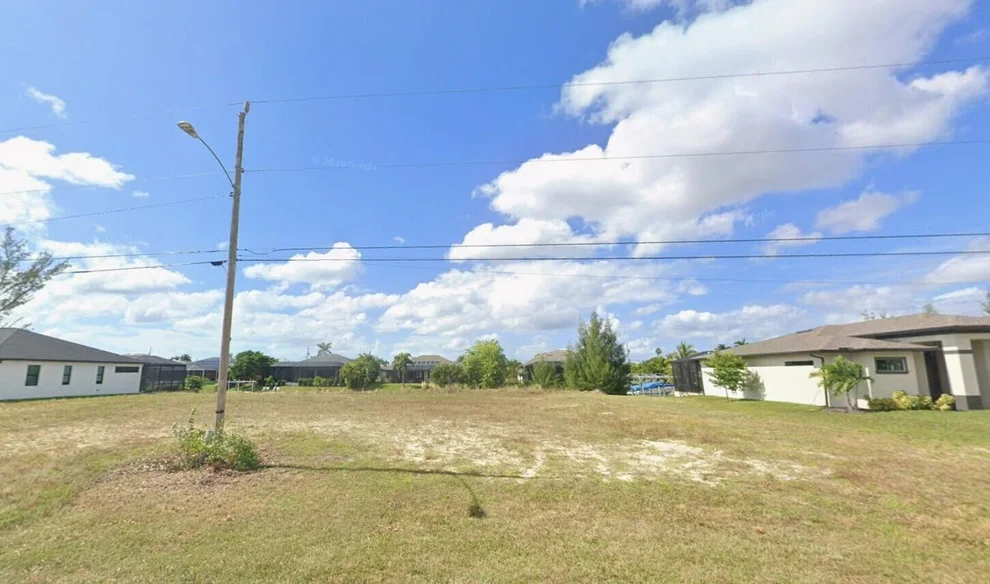 Unit for sale at 2622 SW 17TH Avenue, Cape Coral, FL 33914