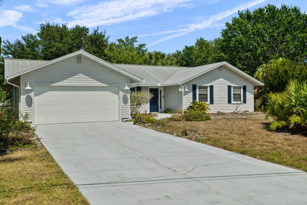 Unit for sale at 700 NW North River Drive, Stuart, FL 34994