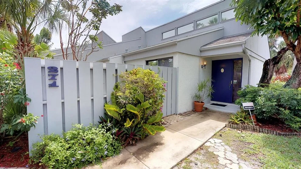 Unit for sale at 271 NW 15th Street NW, Boca Raton, FL 33432