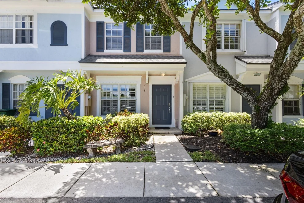 Unit for sale at 3275 Festival Drive, Pompano Beach, FL 33063