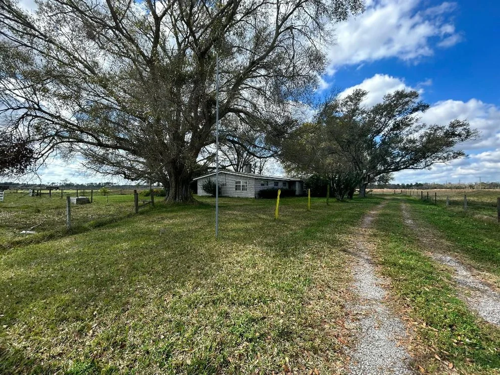 Unit for sale at 600 NW 344th Street, Okeechobee, FL 34972