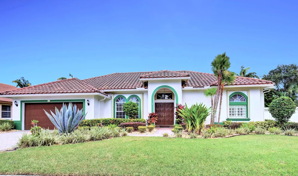 Unit for sale at 1325 E Barwick Ranch Circle, Delray Beach, FL 33445