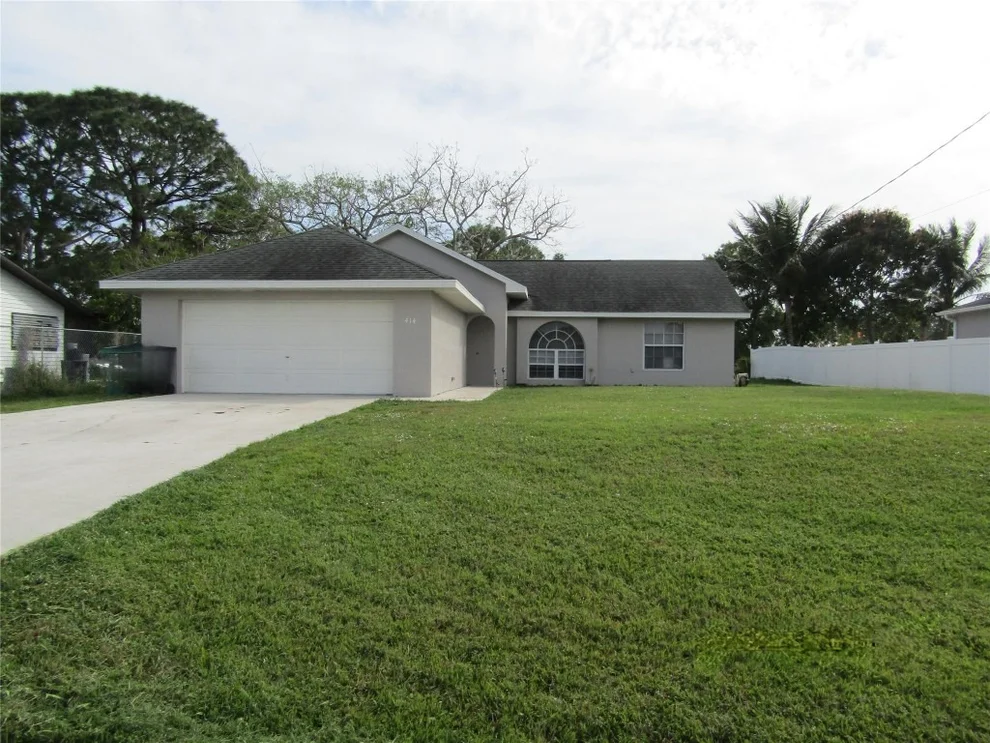 Unit for sale at 414 SW Lakehurst Drive, Port St Lucie, FL 34983