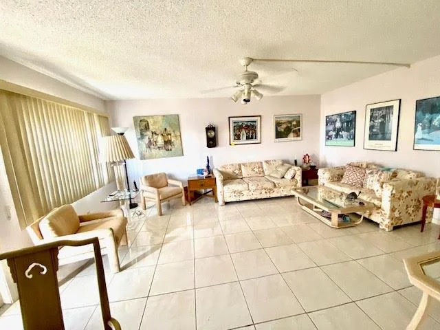 Unit for sale at 4046 Lyndhurst K, Deerfield Beach, FL 33442