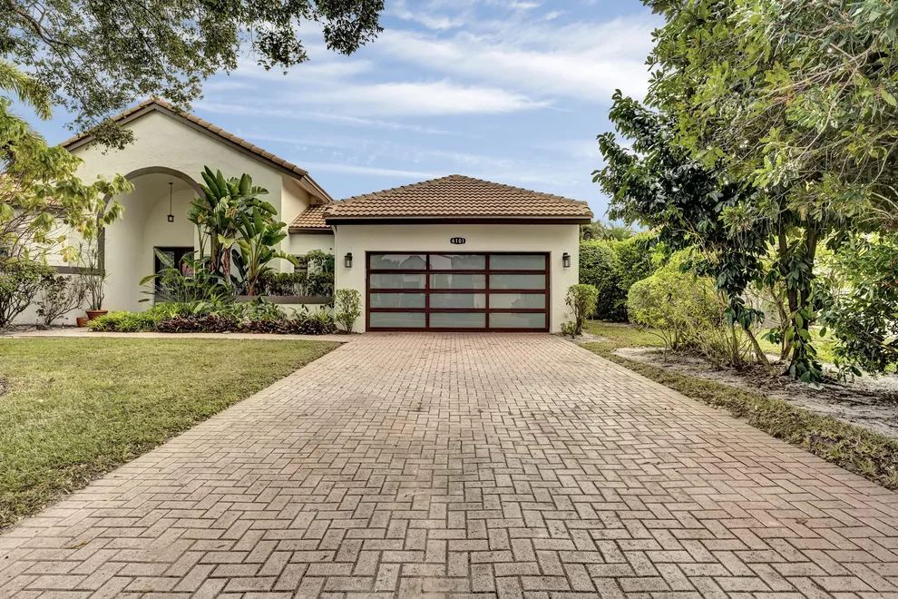 Unit for sale at 6101 Vista Linda Lane, Boca Raton, FL 33433