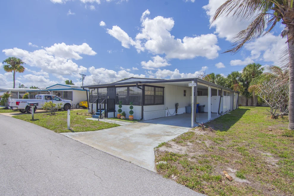 Unit for sale at 2520 SE Penny Lane, Stuart, FL 34994
