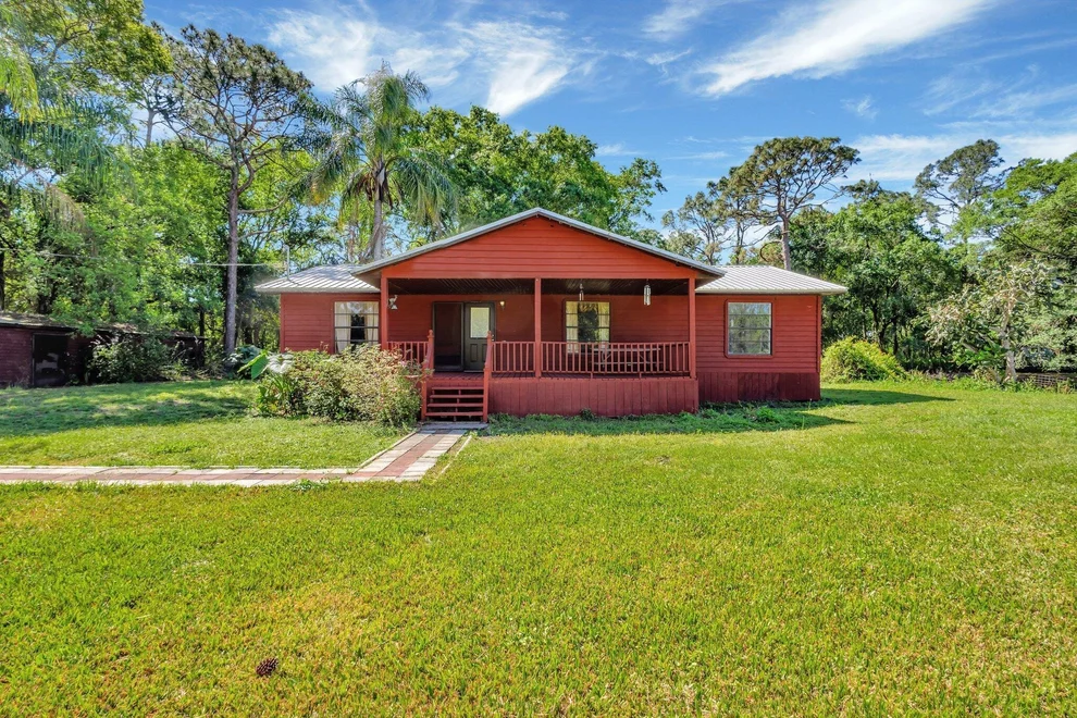 Unit for sale at 1950 NE 131st Lane, Okeechobee, FL 34972