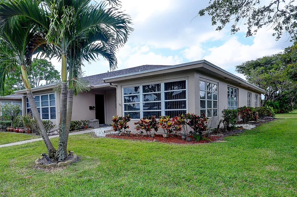 Unit for sale at 1370 High Point Boulevard W, Delray Beach, FL 33445