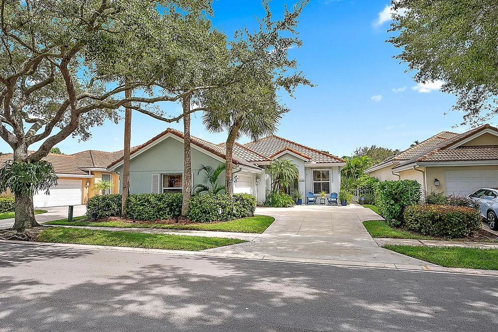 Unit for sale at 156 Hampton Place, Jupiter, FL 33458