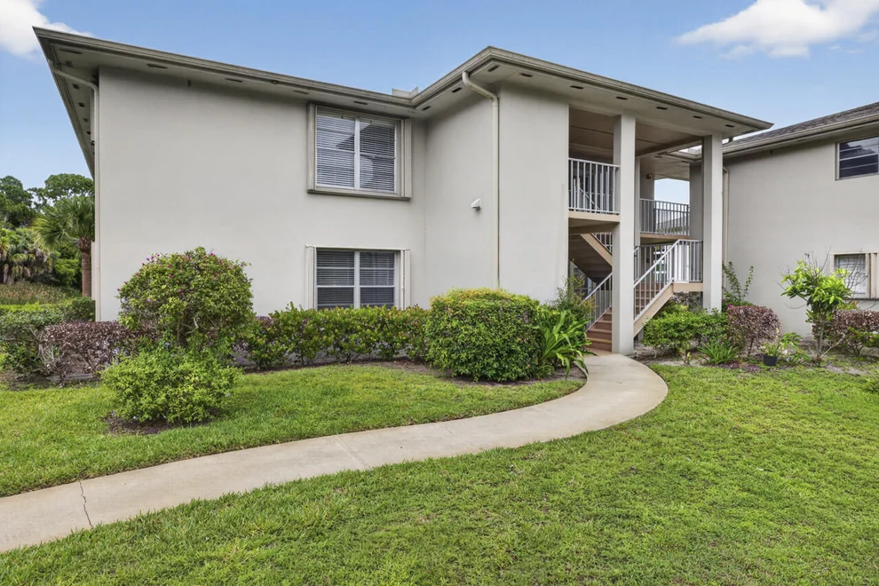 Unit for sale at 1 Lake Vista Trail, Port St Lucie, FL 34952