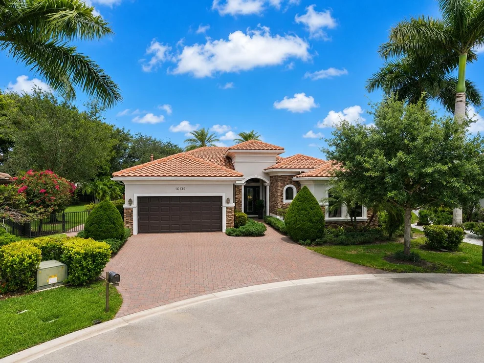 Unit for sale at 10135 Emerson Street, Parkland, FL 33076