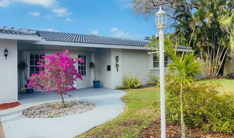 Unit for sale at 2701 NE 52nd Street, Lighthouse Point, FL 33064