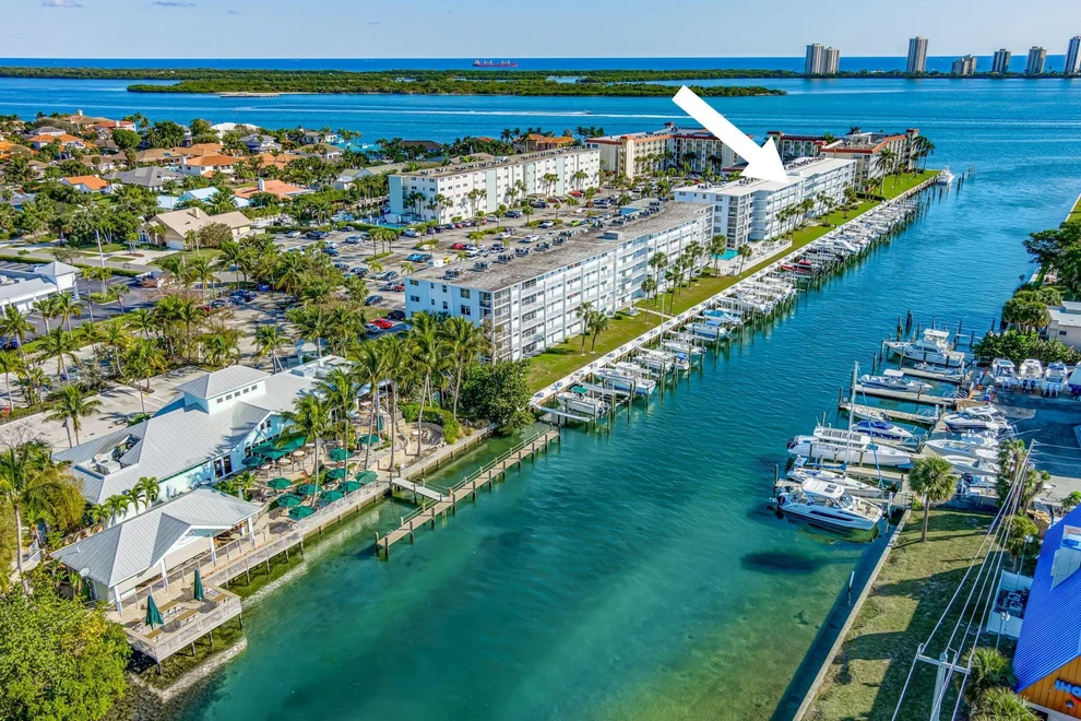 Unit for sale at 104 Paradise Harbour 505 Boulevard, North Palm Beach, FL 33408