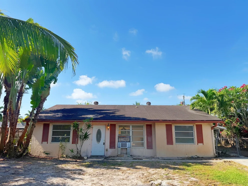 Unit for sale at 3298 Parade Place, Lake Worth, FL 33462