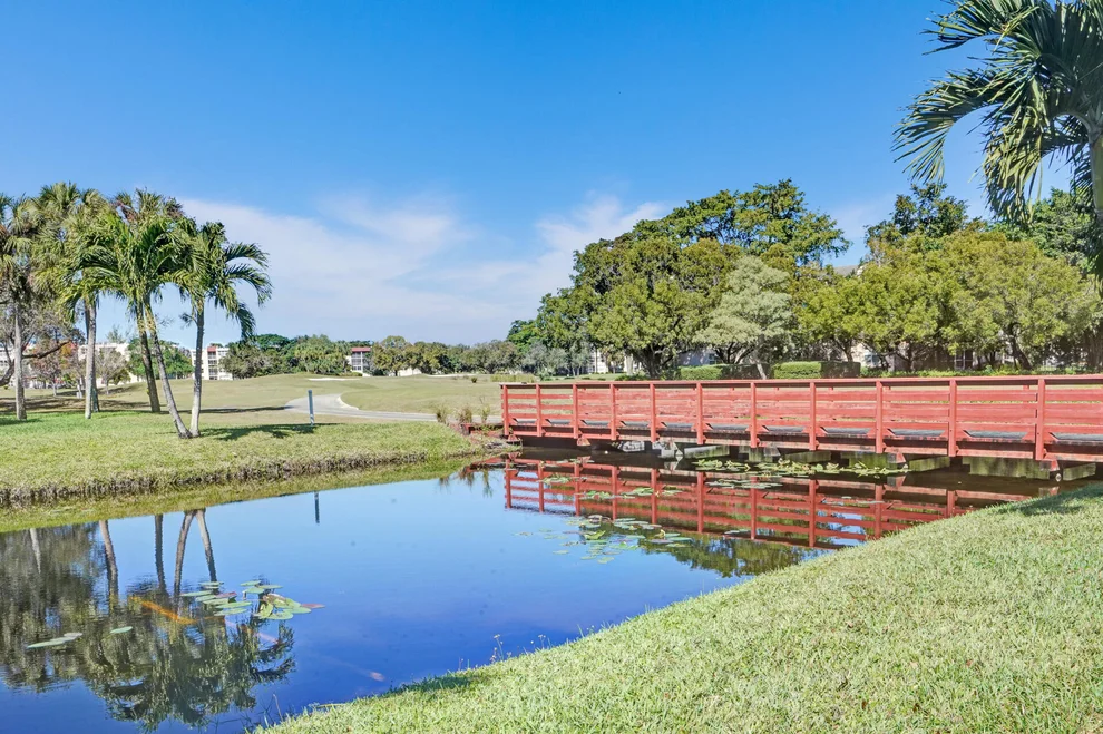 Unit for sale at 9460 TANGERINE Place, Davie, FL 33324
