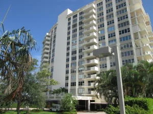 Unit for sale at 875 E Camino Real, Boca Raton, FL 33432
